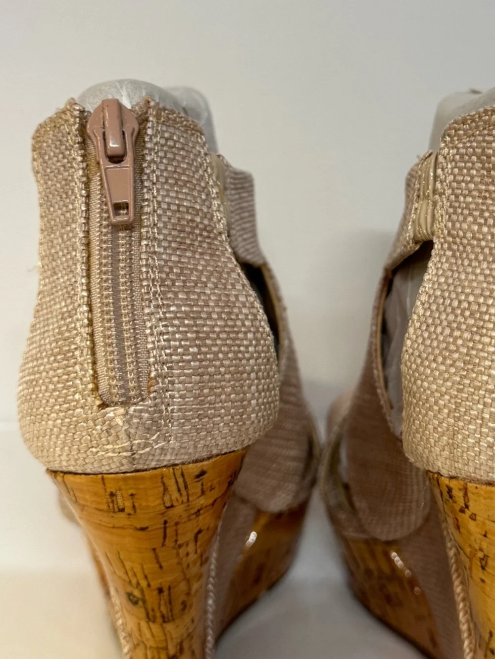 BCBGeneration Gold Linen Raffia Cork Wedge Sandals Size 6B